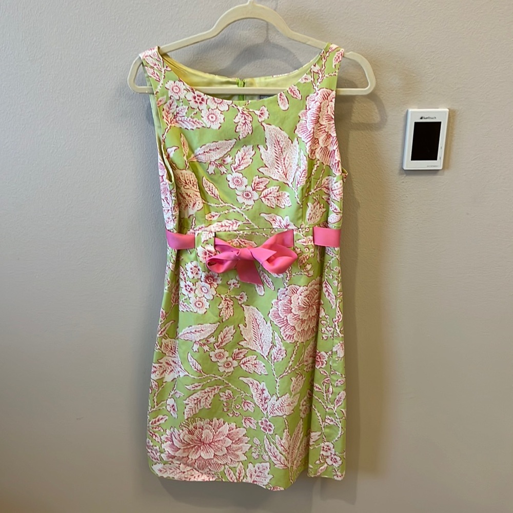 Vintage Eliza J dress, size 12. So pretty for spring!